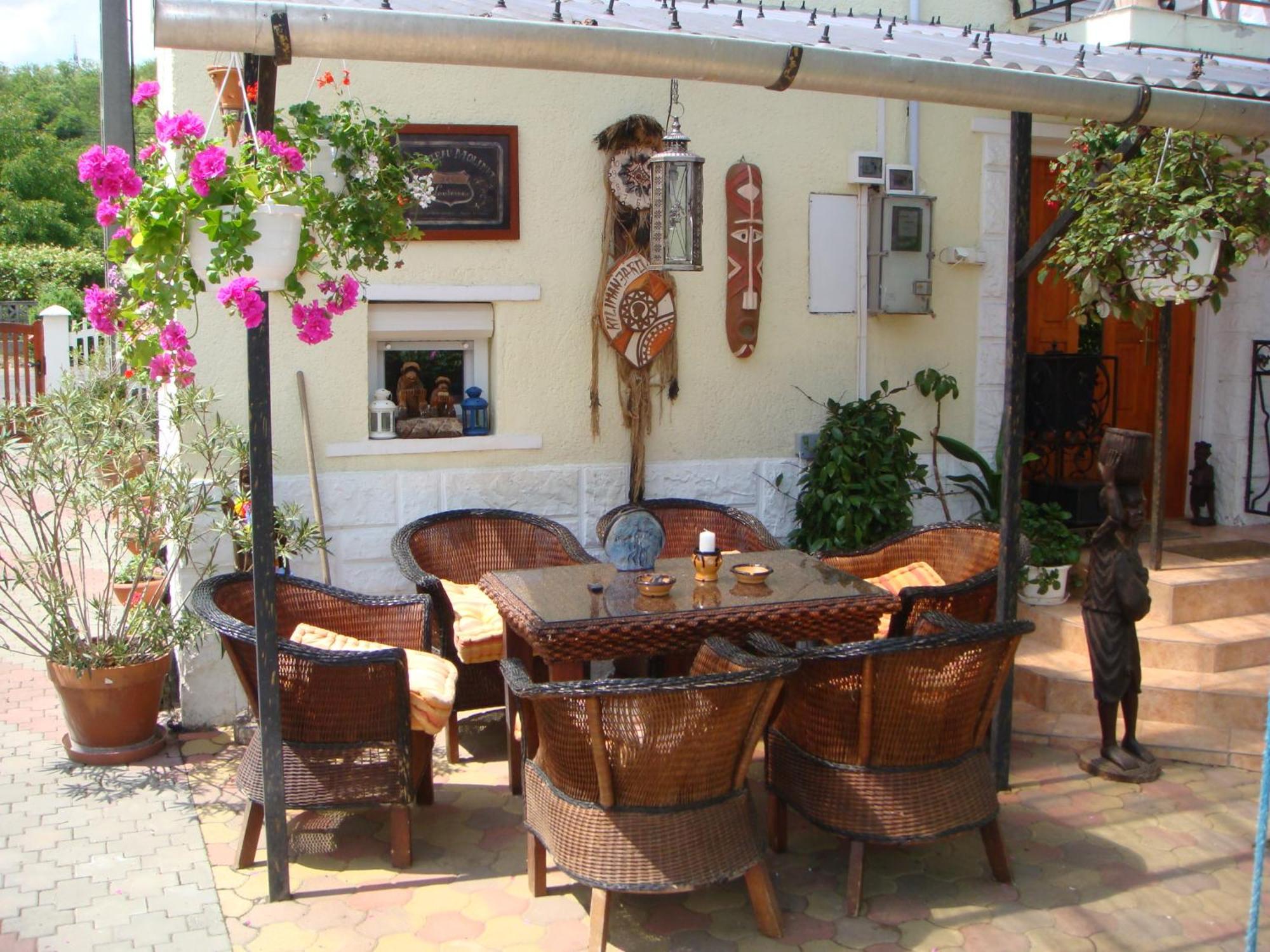 Holiday Vendeghaz Es Szabadidokert Jardanhaza Exterior photo