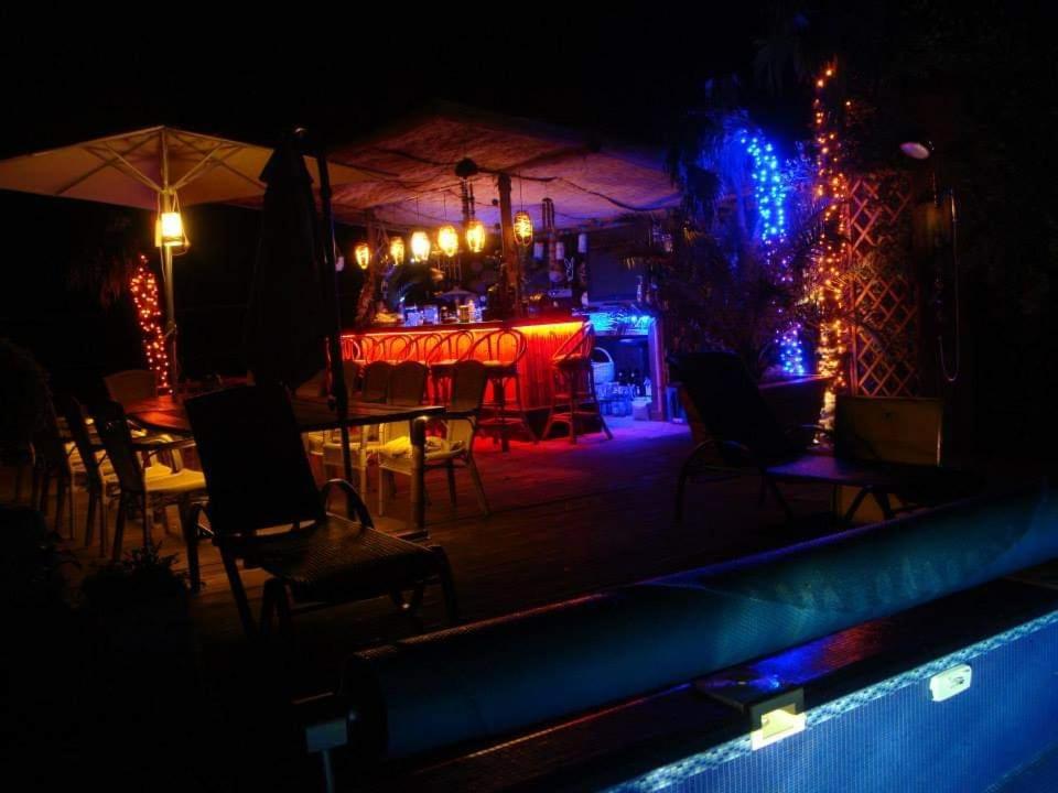 Holiday Vendeghaz Es Szabadidokert Jardanhaza Exterior photo